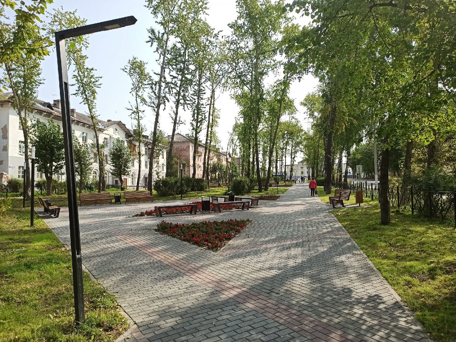 сквер по ул. Черняховского г. Соликамск, Пермский край, 2020 г.
