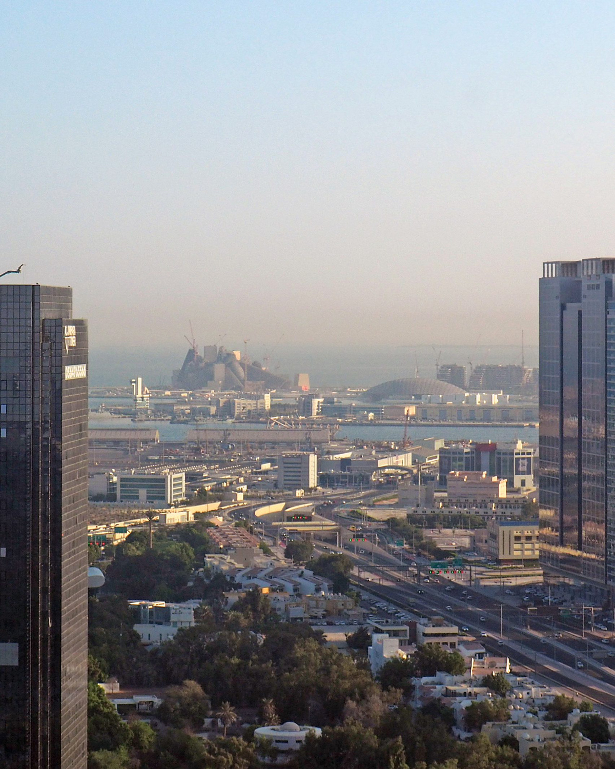Dar Al Funoon Abu Dhabi: новый центр искусств Фрэнка Гери на острове Саадият