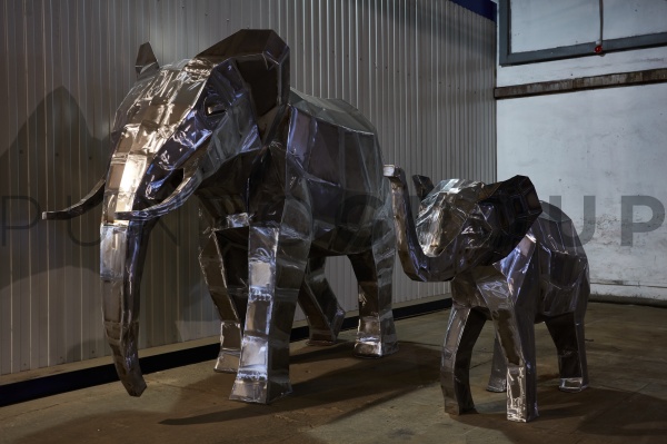 Скульптура «Baby elephant»
