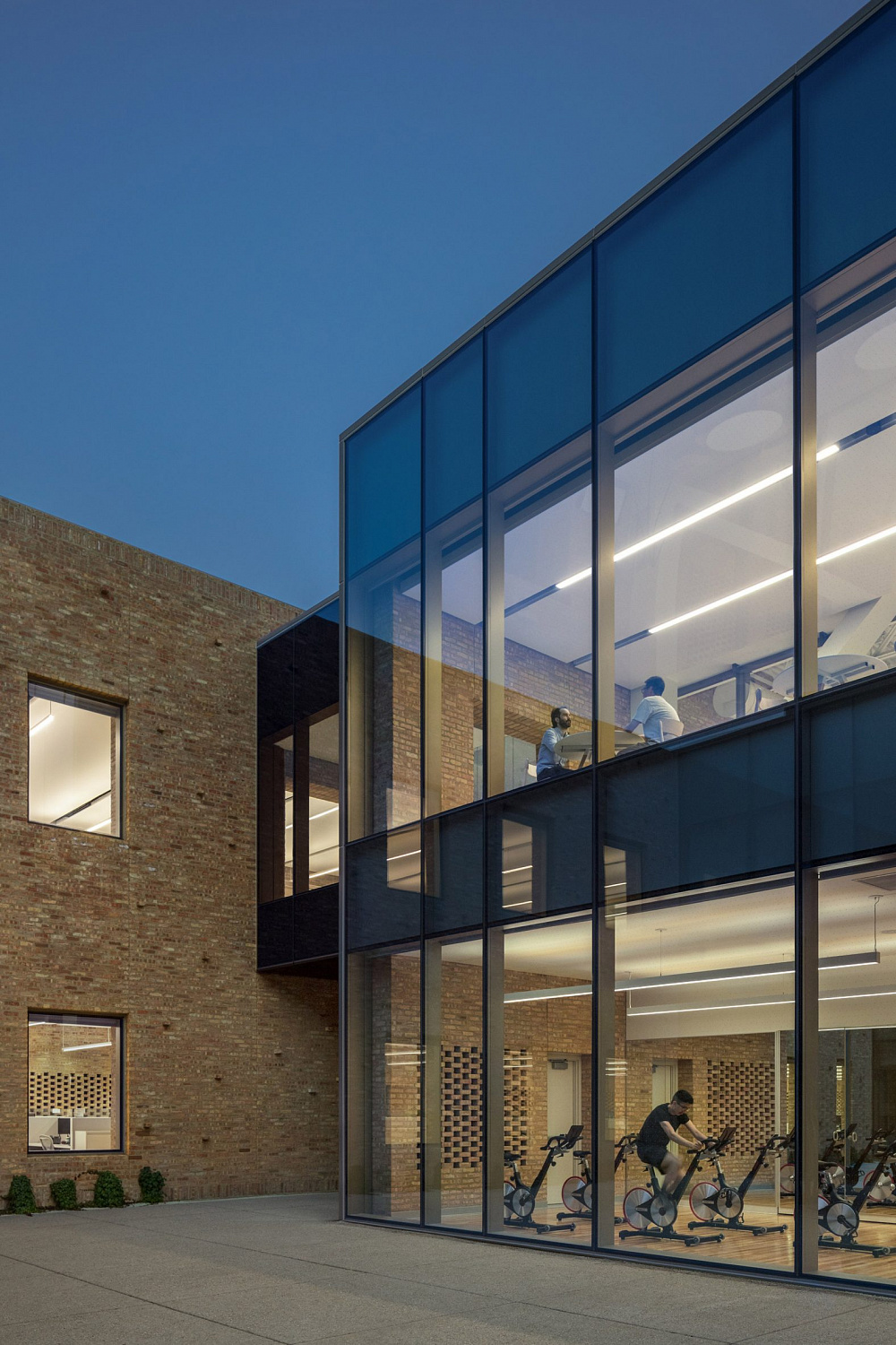 John Ronan Architects спроектировали круглое кирпичное здание для штаб-квартиры Chicago Park District